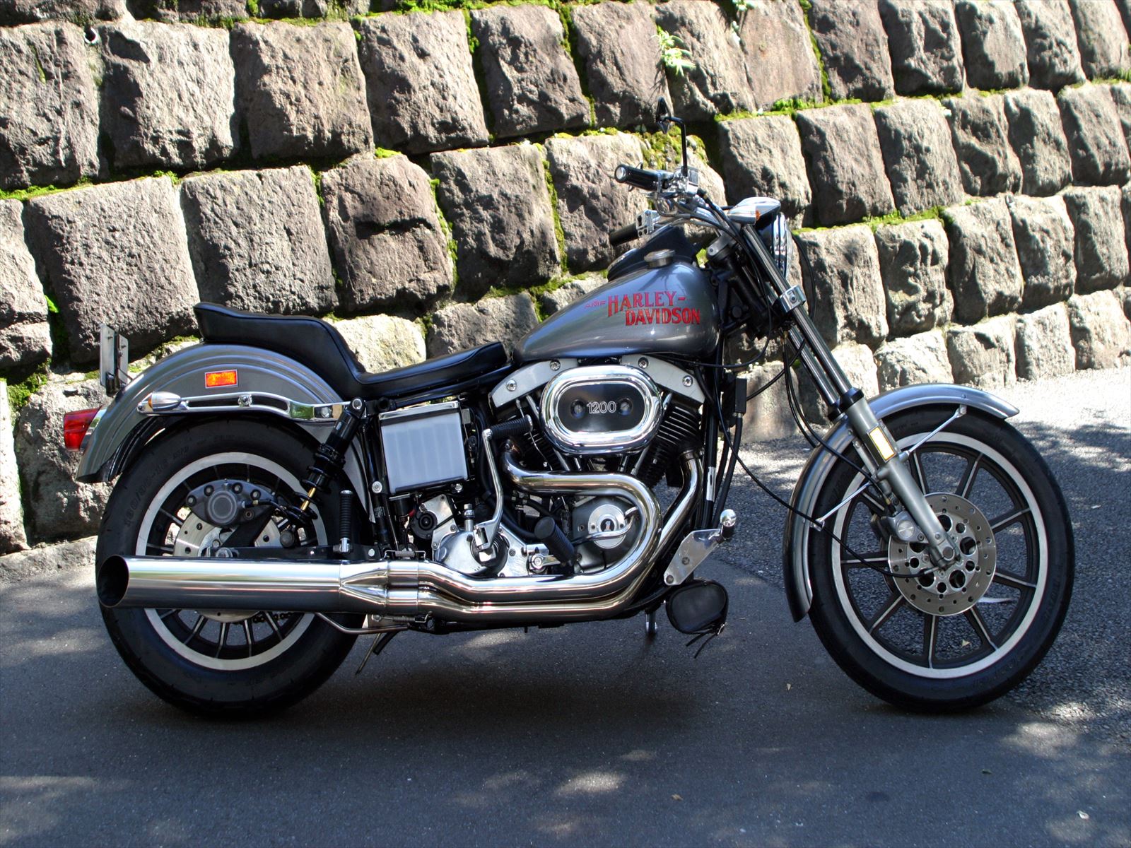 ハーレーのマフラー（サンダンス エグゾーストシステム） | サンダンス