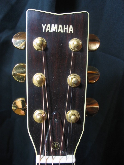 YAMAHA L-8