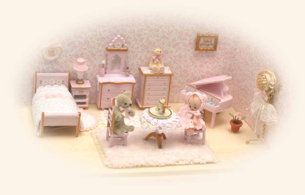 ミニチュアビスクドール 3