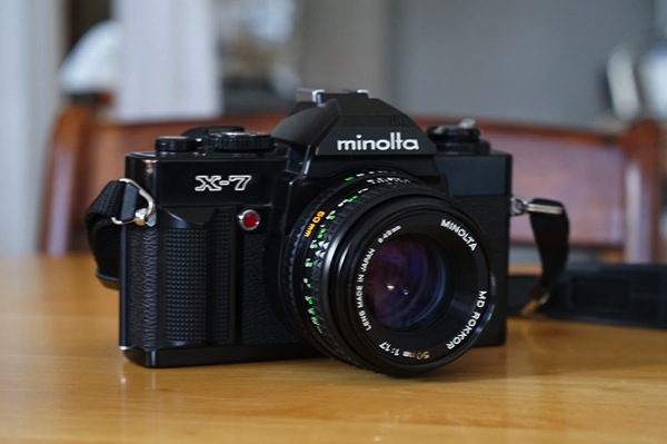 minolta X-7