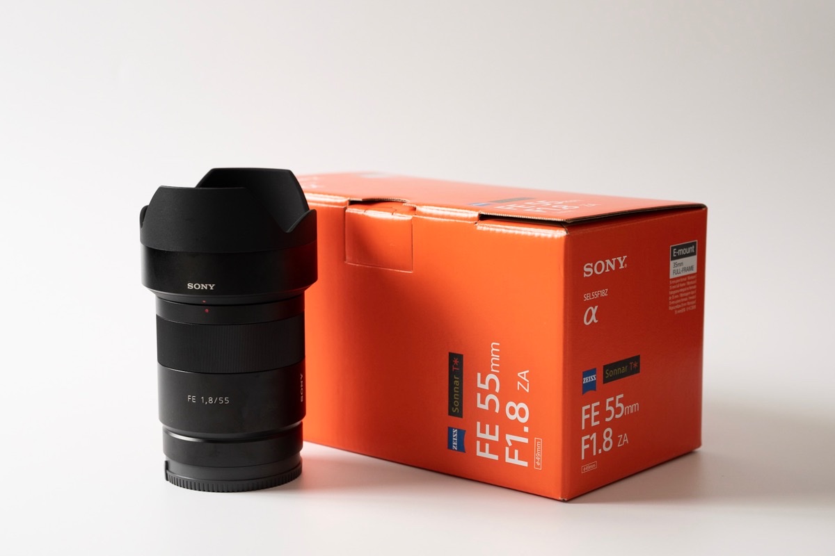 Eマウントの名玉「Sonnar T* FE 55mm F1.8 ZA」を買い戻しました。