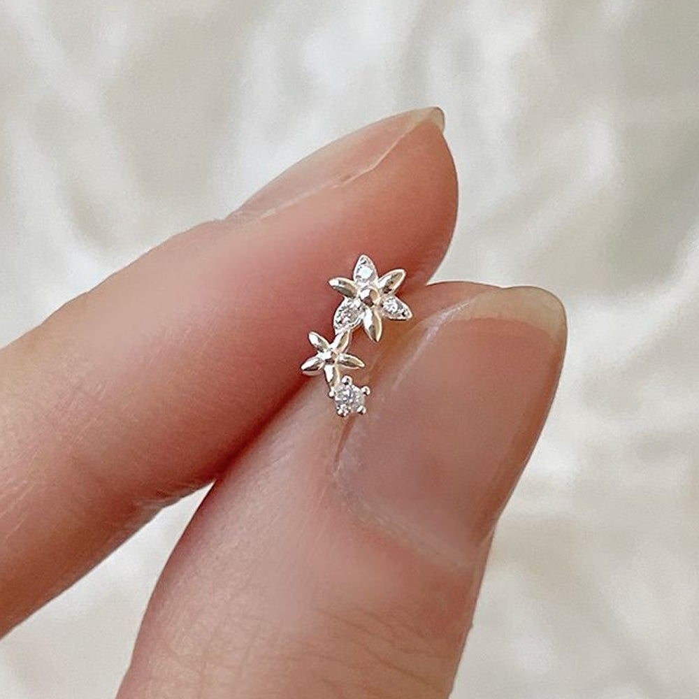 925 Silver]アウターコンクピアス フラワーキュービック 花モチーフ