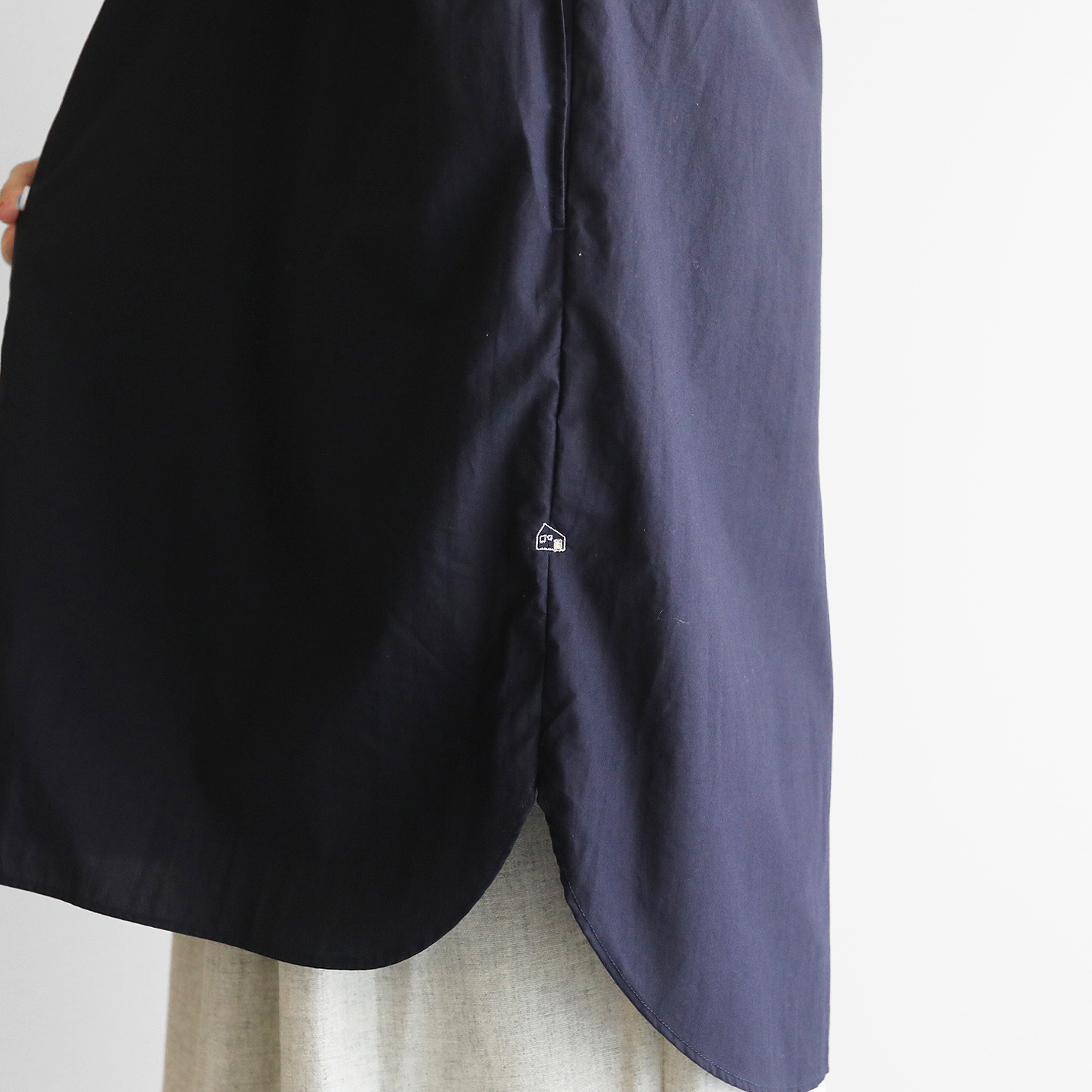 タイプライタークロスロングシャツ 004をリリースしました／ – HUIS