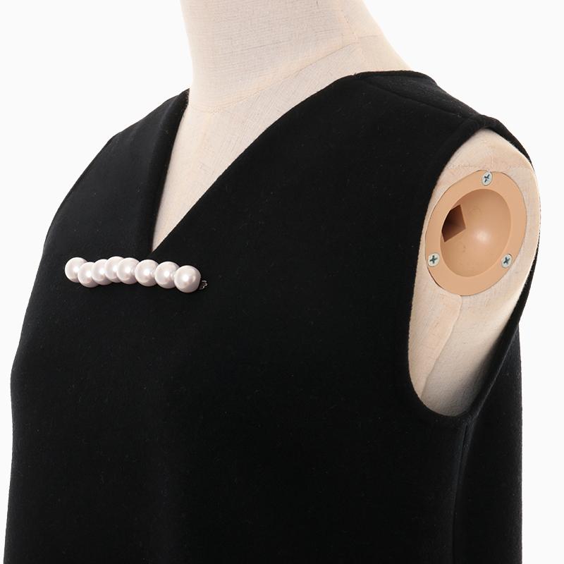 YOKO CHAN（ヨーコチャン）Vネックノースリーブワンピースドレス