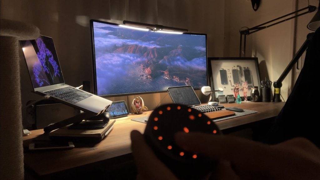 BenQ ScreenBar Haloレビュー！デスクライトとの違いは？使用感まとめ