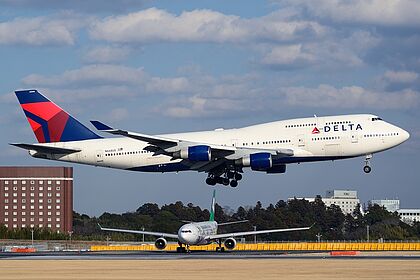 N668US Delta Air Lines Boeing 747-400 | Planespotters.net