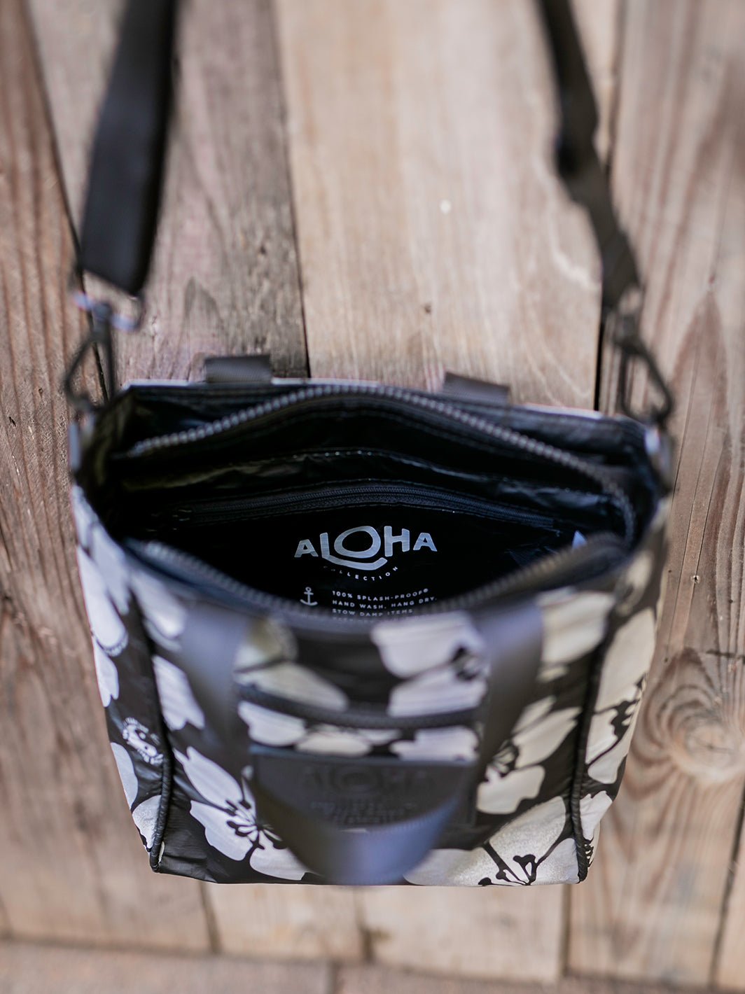 T&C Surf x Aloha Collection Throwback Sakura Day Crossbody – T&C
