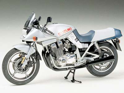 1/12 スズキ GSX1100S カタナ: スケールモデル｜TAMIYA SHOP ONLINE