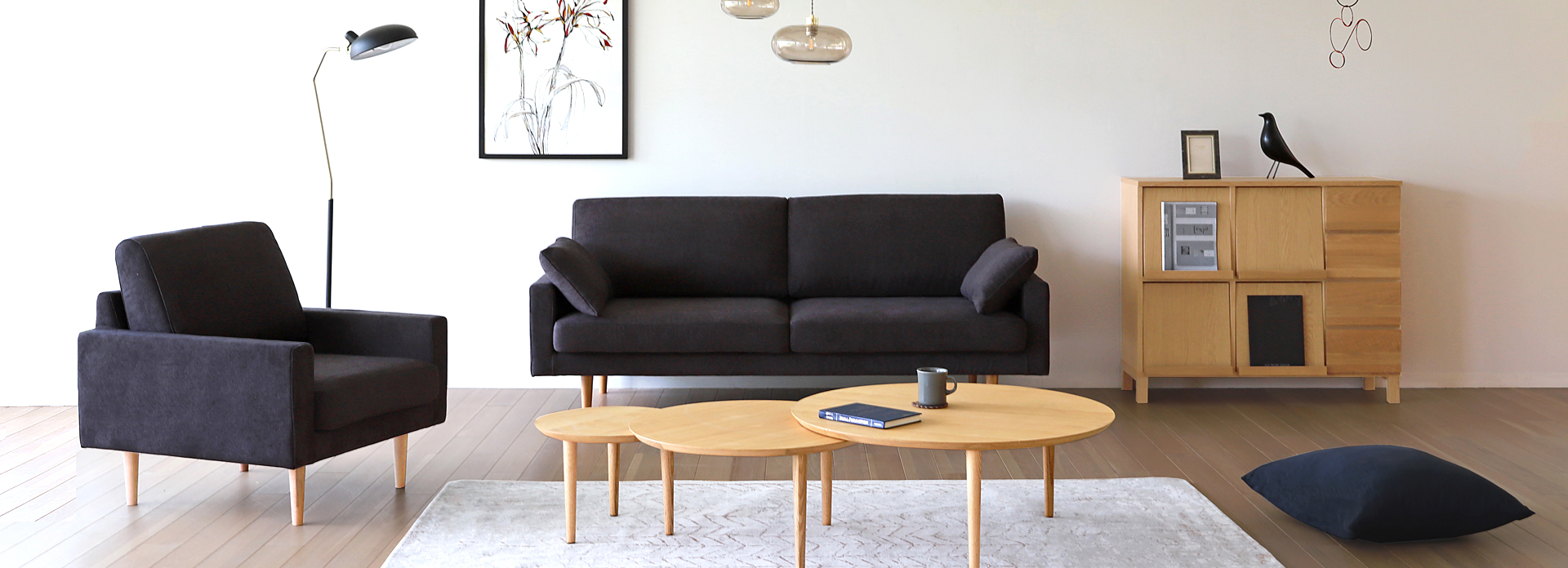 レオソファ 1人掛け DARK GRAY(W75×D85×H82cm)税込￥64,000～ | 高野