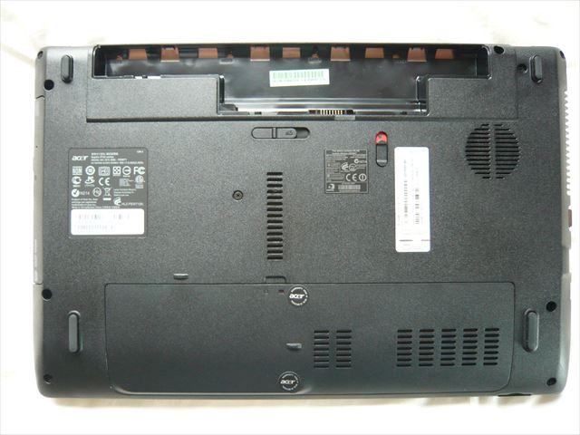 エイサーのノートパソコン・acerアスパイアASPIRE5742を購入。