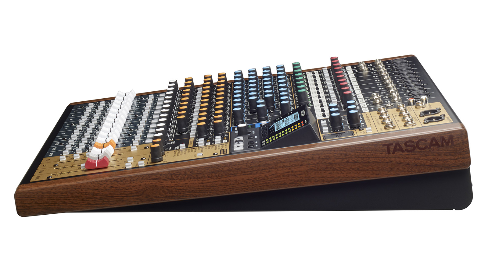 Model 16 | 16トラックライブレコーディングミキサー / USBオーディオ