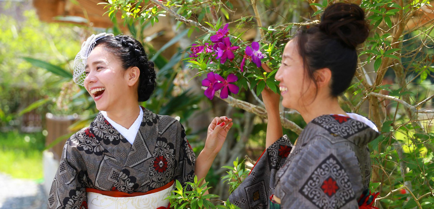 大島紬織元 夢おりの郷 | 龍郷町 観光ガイドブック WEB版