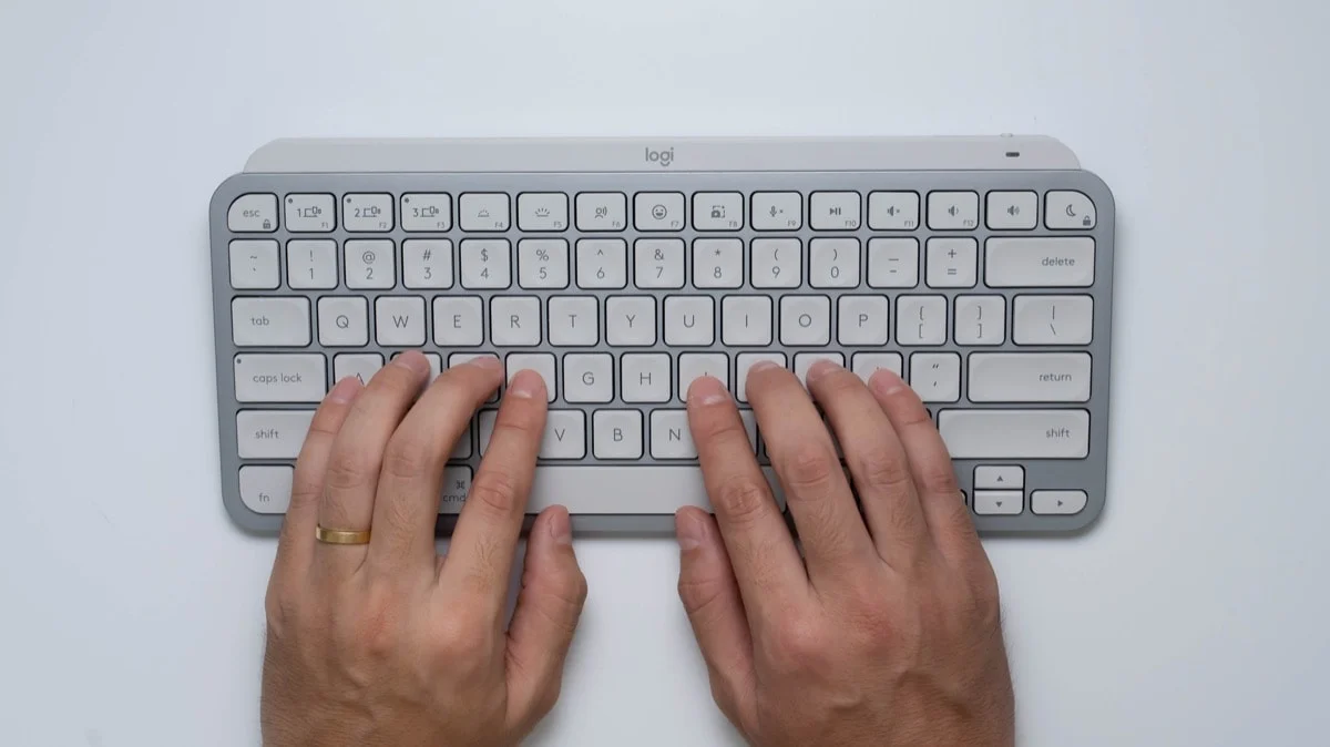 Logicool MX Keys Mini for Macレビュー！US配列＆Mac専用キーは