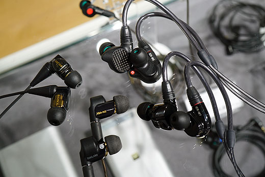 プライスダウン】ステージユースのインイヤーモニターヘッドホン『IER