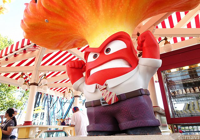 アングリー・ドッグス | カリフォルニア・アドベンチャーのクチコミ