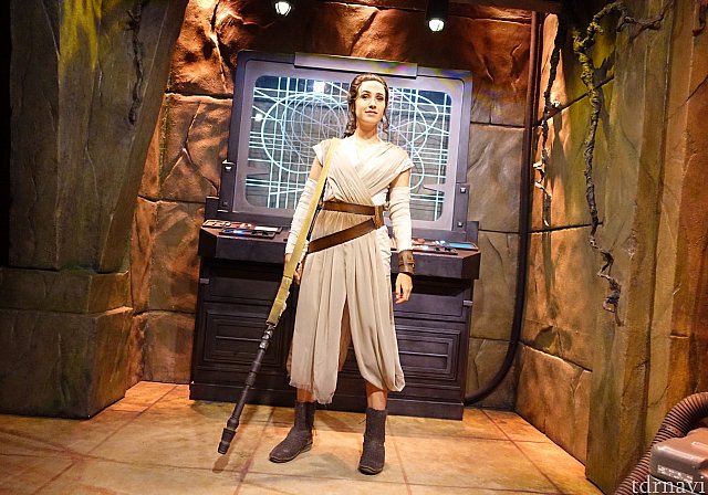 スター・ウォーズ・ローンチ・ベイ | ディズニーランド（アナハイム
