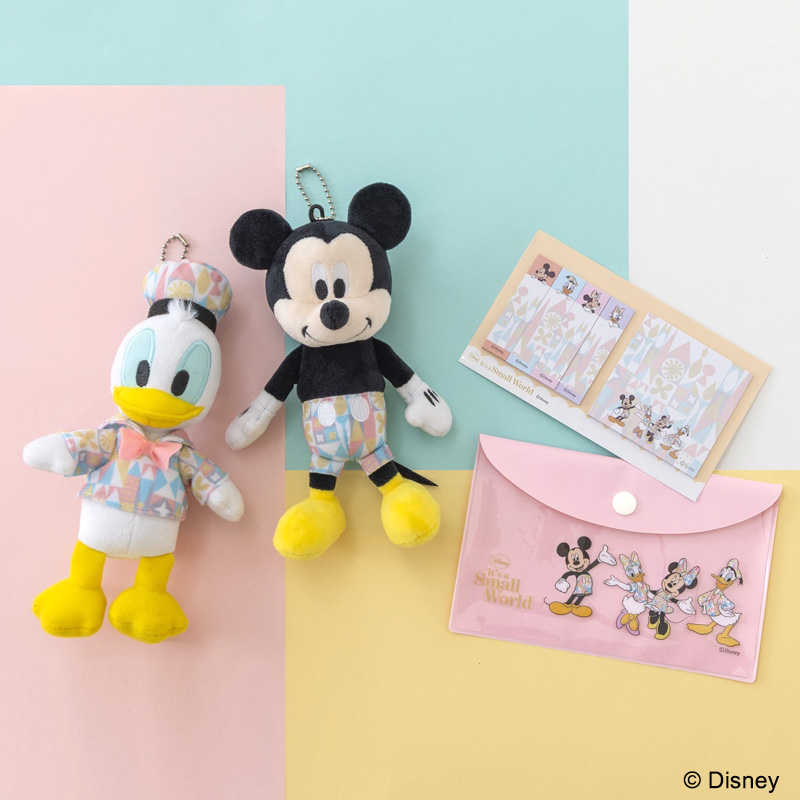 新品ディズニー購入 ミッキーマウス オープンワーク チャーム 【人気