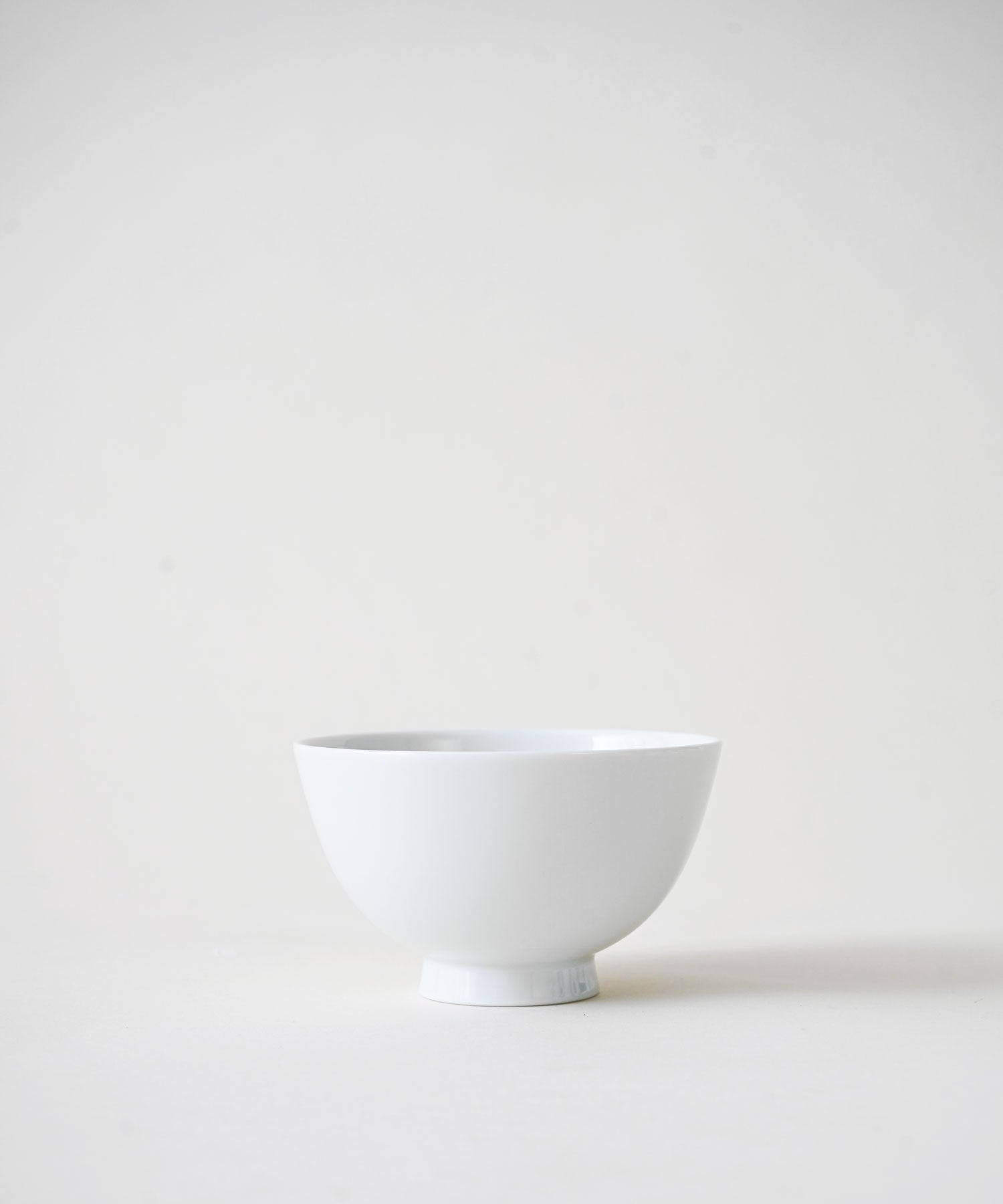 古白磁 飯碗 – TIMELESS COMFORT