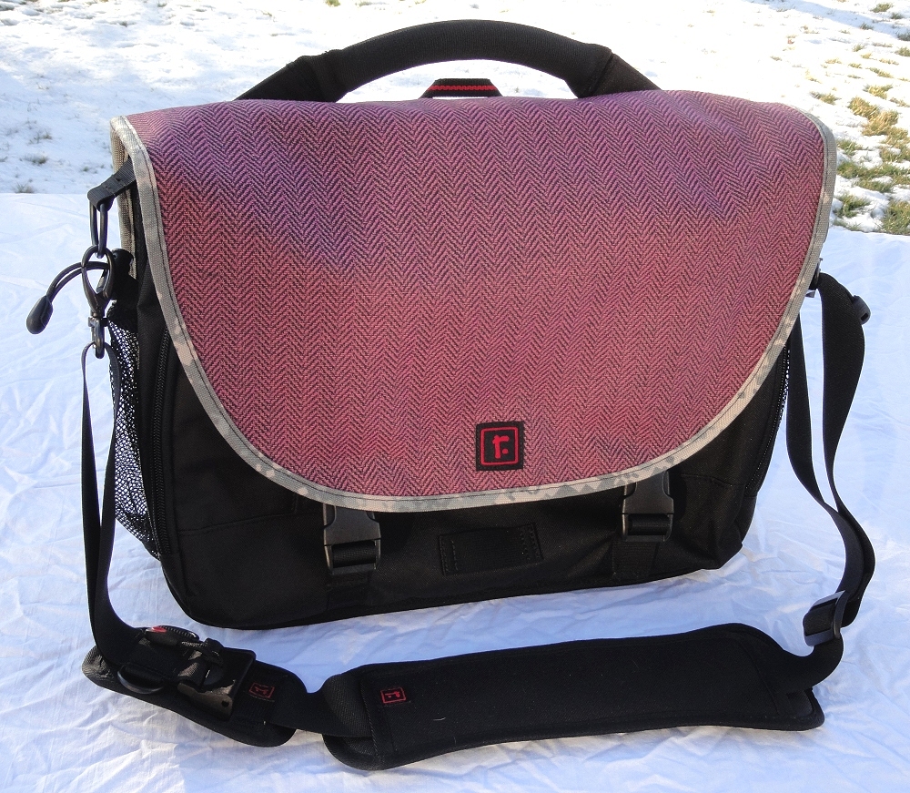 Rickshaw Commuter 2.0 Laptop Bag and MacBook Pro Sleeve Review