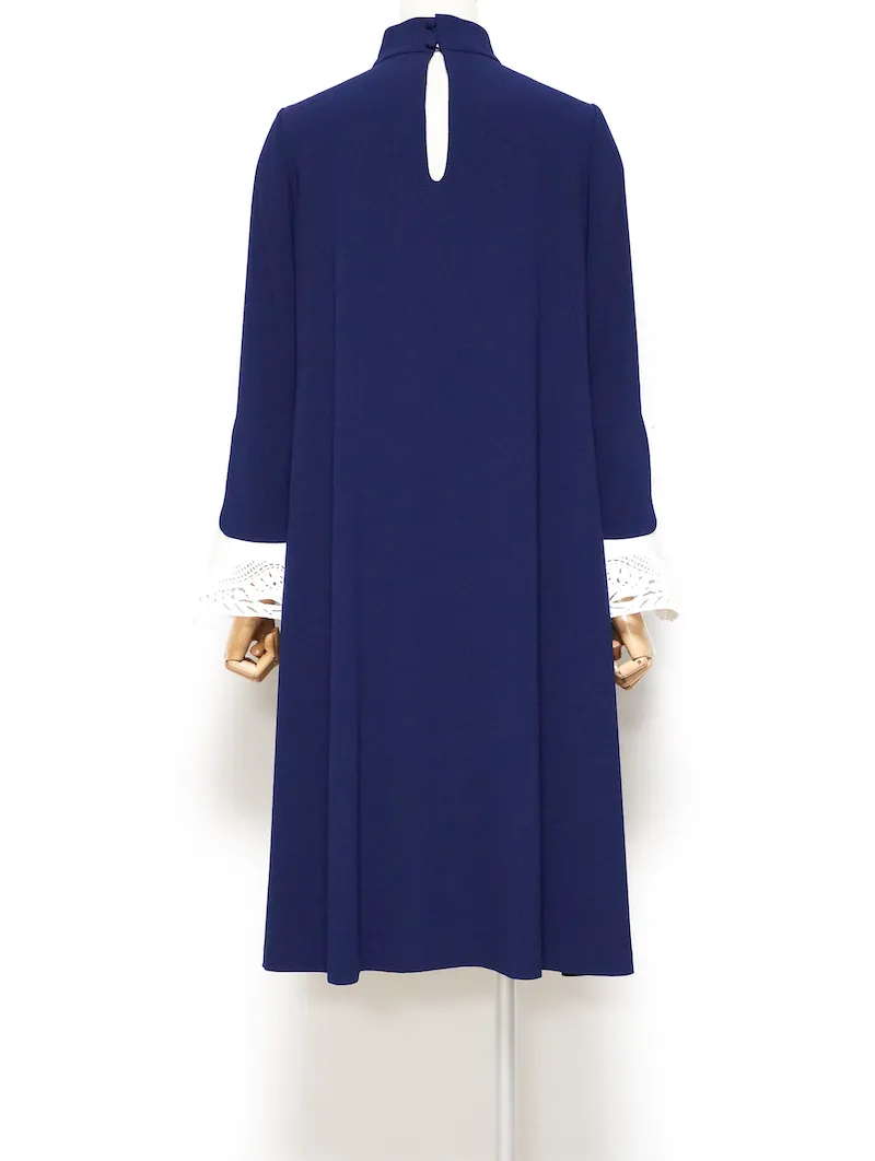 Mame Kurogouchi（マメ クロゴウチ） レースカフスAラインハイネック