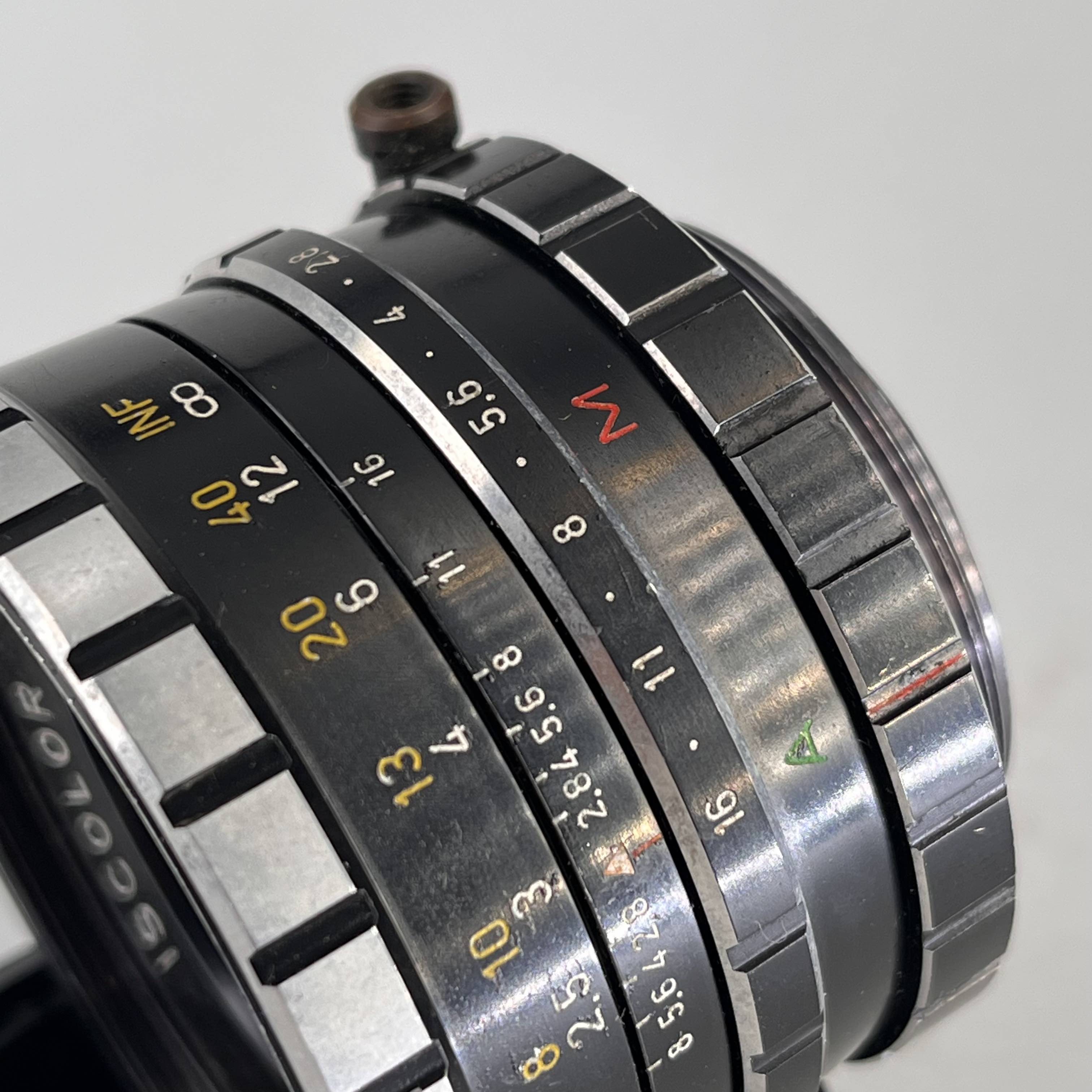 ISCO-GÖTTINGEN ISCOLOR 50mm f2.8 – TheVintageLensGuy