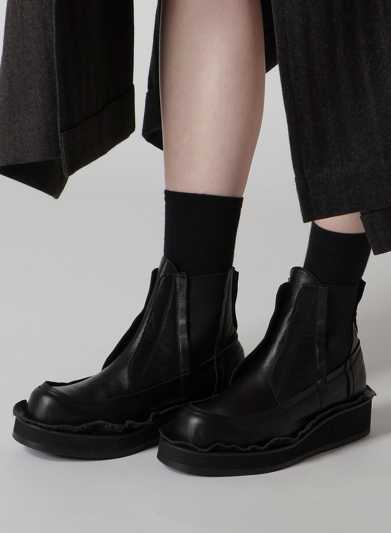RAW-EDGE SMOOTH LEATHER GORE BOOTS(23 Black): Y's｜THE SHOP YOHJI