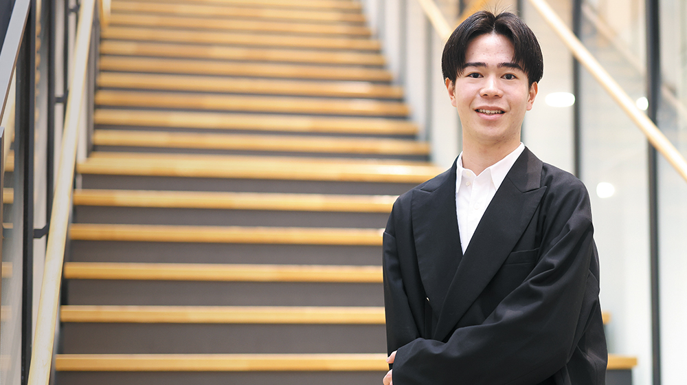 グローバル・メディア・スタディーズ学部グローバル・メディア学科 3