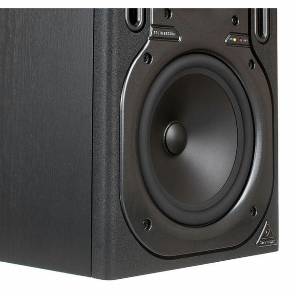 Behringer B2030A Truth – United States