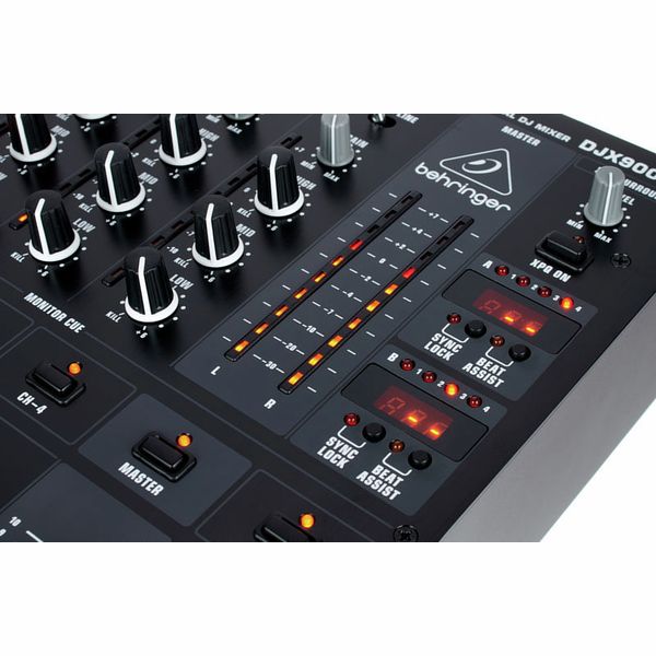 Behringer DJX900USB – United States