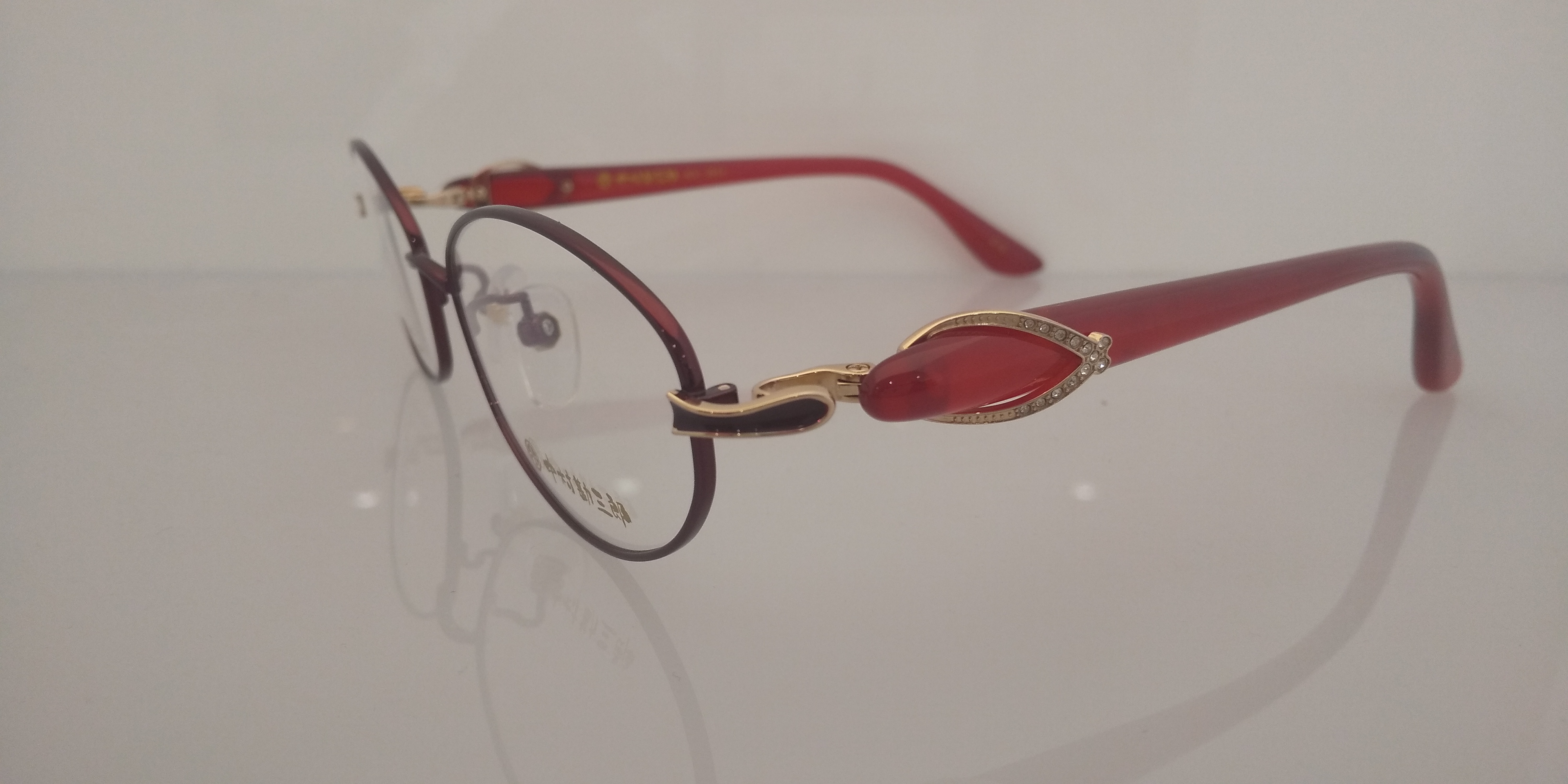 中村勘三郎 新作シープホーンメガネ入荷