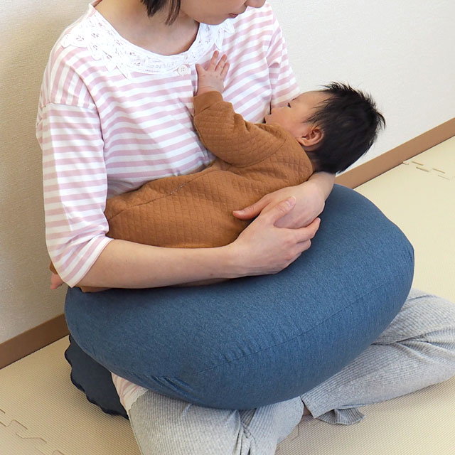 授乳用クッション（バックルタイプ）【ベビハグ】 | 製品情報 | トコ
