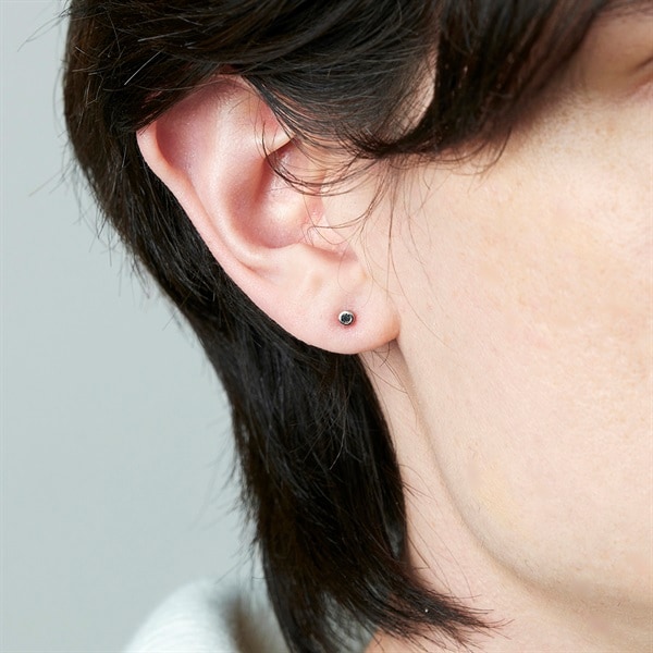 シルバー ピアス/片耳用 | 112144351002 | 【公式】4℃ HOMME+