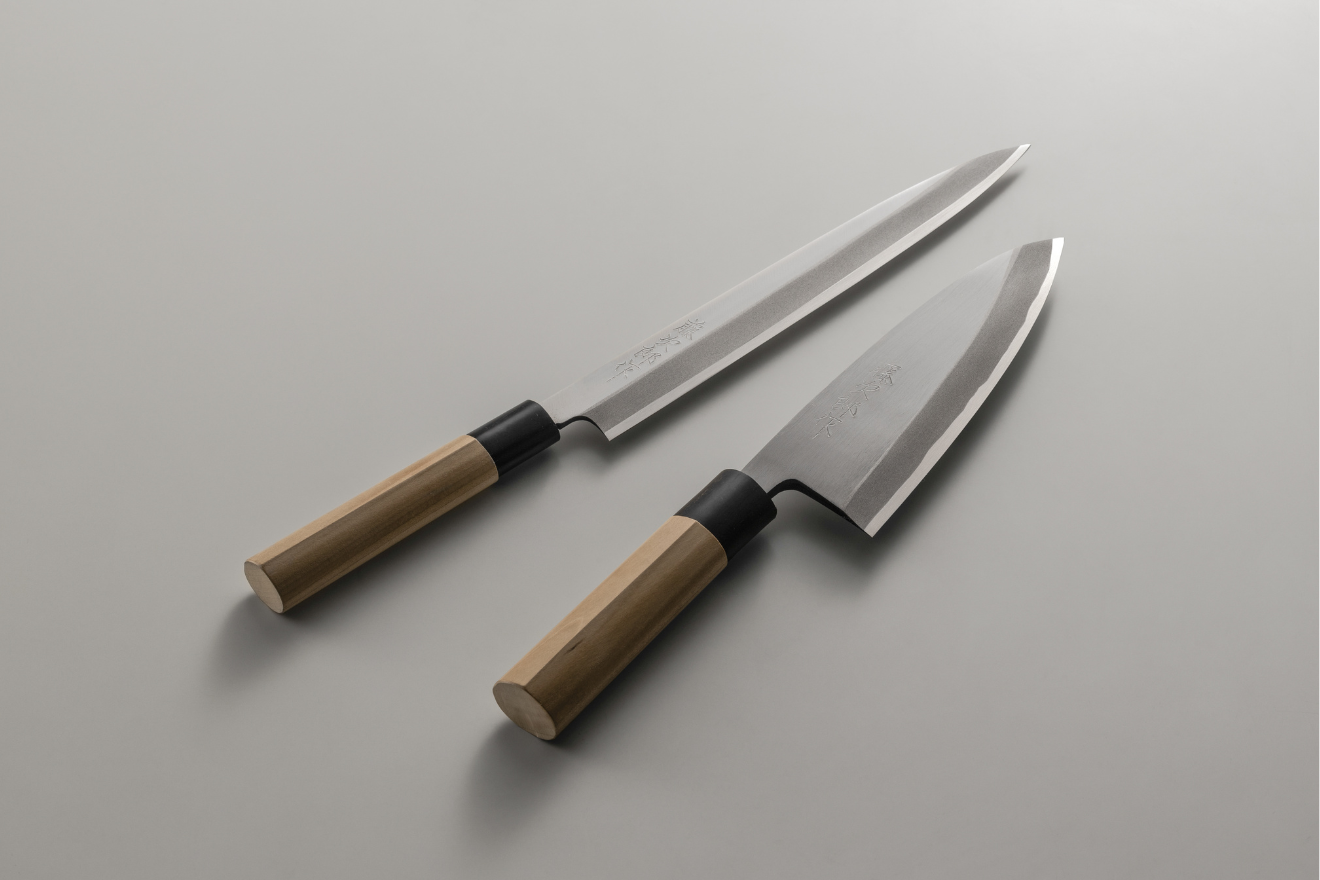 燕三条製包丁の【藤次郎オンラインショップ】 / 藤次郎 白紙鋼 出刃 150mm