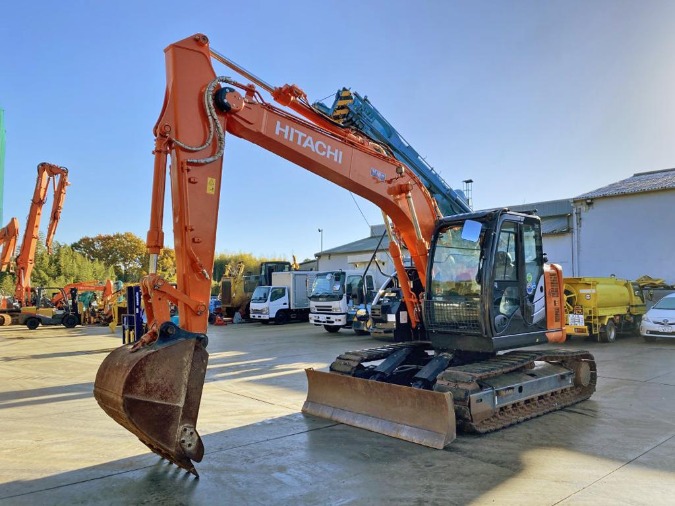 日立建機 ZX135US-6 ユンボ（ショベルカー）0.45クラス 中古重機・建機