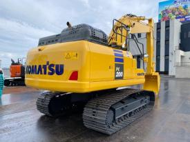 Japanese Used Excavators KOMATSU PC200-11 TOKU WORLD BE3151
