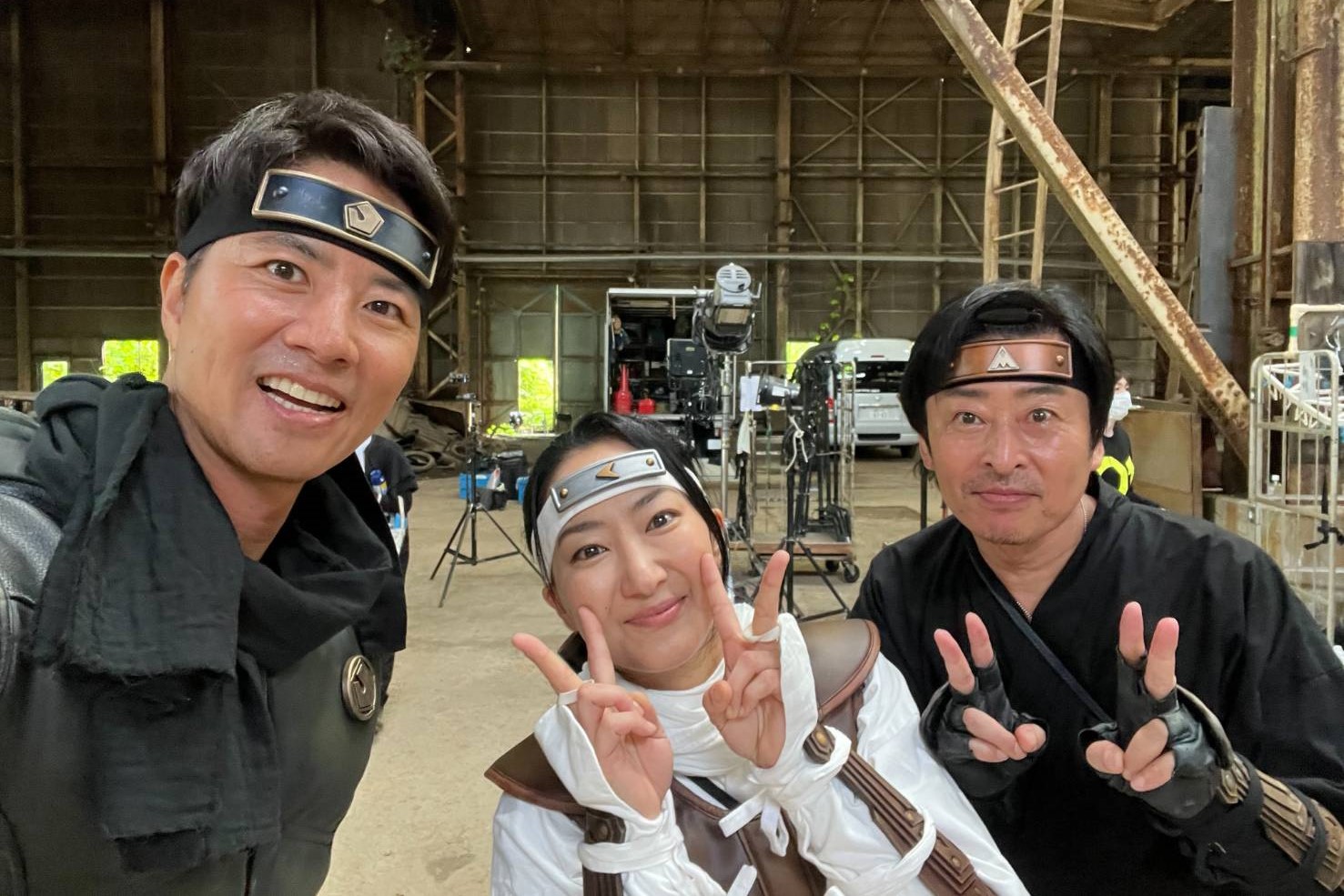 御礼】写真で見る中年奮闘編｜ニュース｜忍者戦隊カクレンジャー30