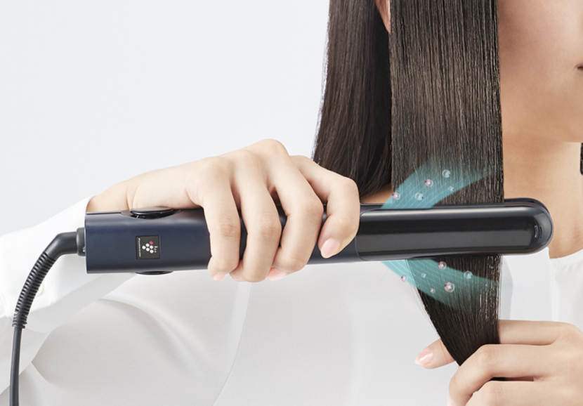 シャープ】待望の美容ブランド！プラズマクラスターのヘアアイロンは
