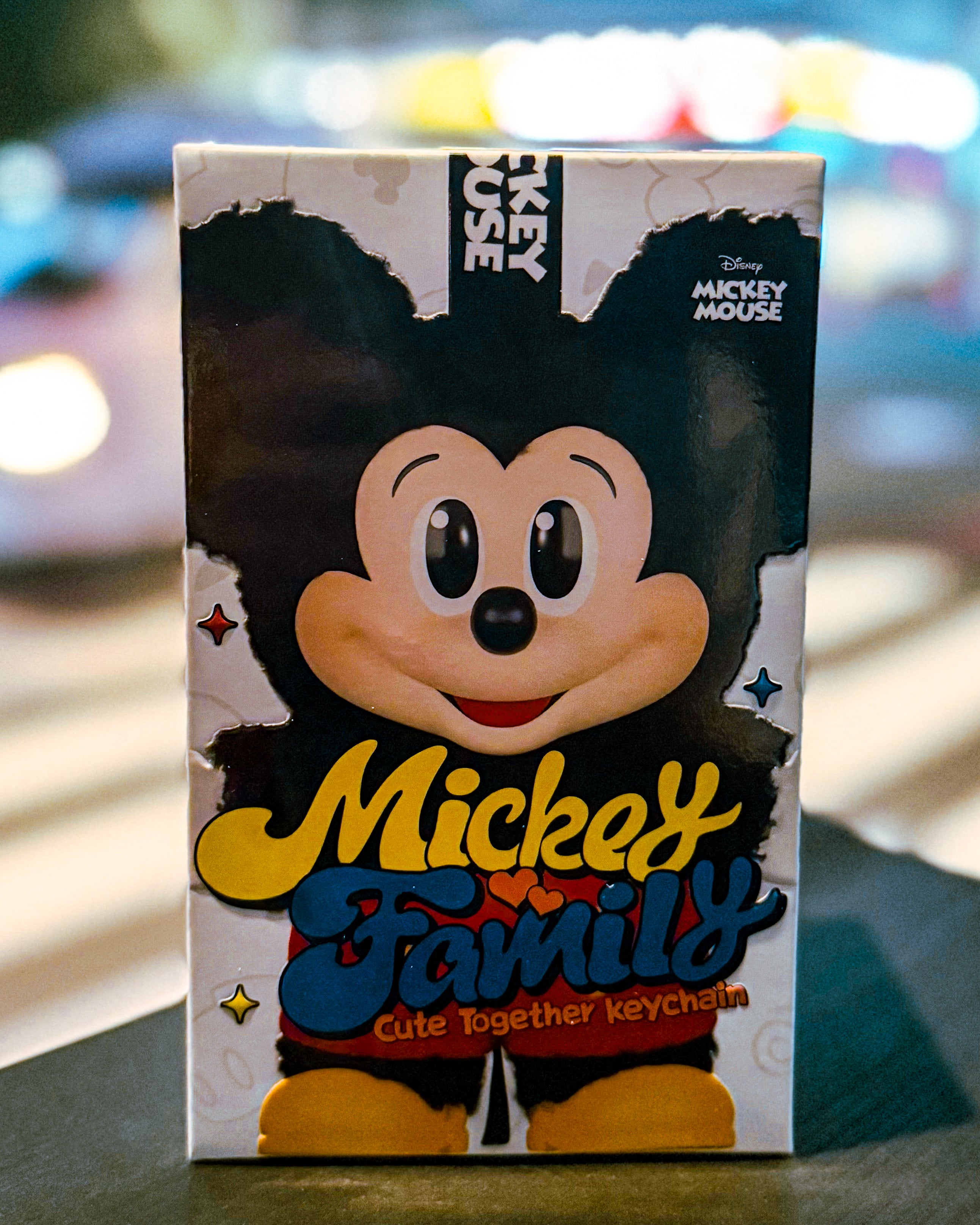 POPMART/ポップマート】Mickey Family Cute Together Keychain Series