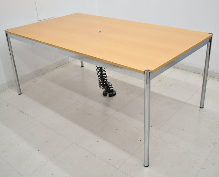 中古】USM Haller ハラーテーブル 配線口 コード受 ケーブルガイド付