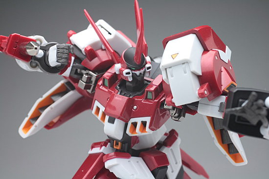 とろ＋ひまつぶし | スーパーロボット超合金 ： アルトアイゼン [レビュー]