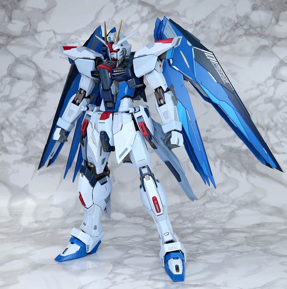 とろ＋ひまつぶし | METAL BUILD：フリーダムガンダム CONCEPT 2 SNOW