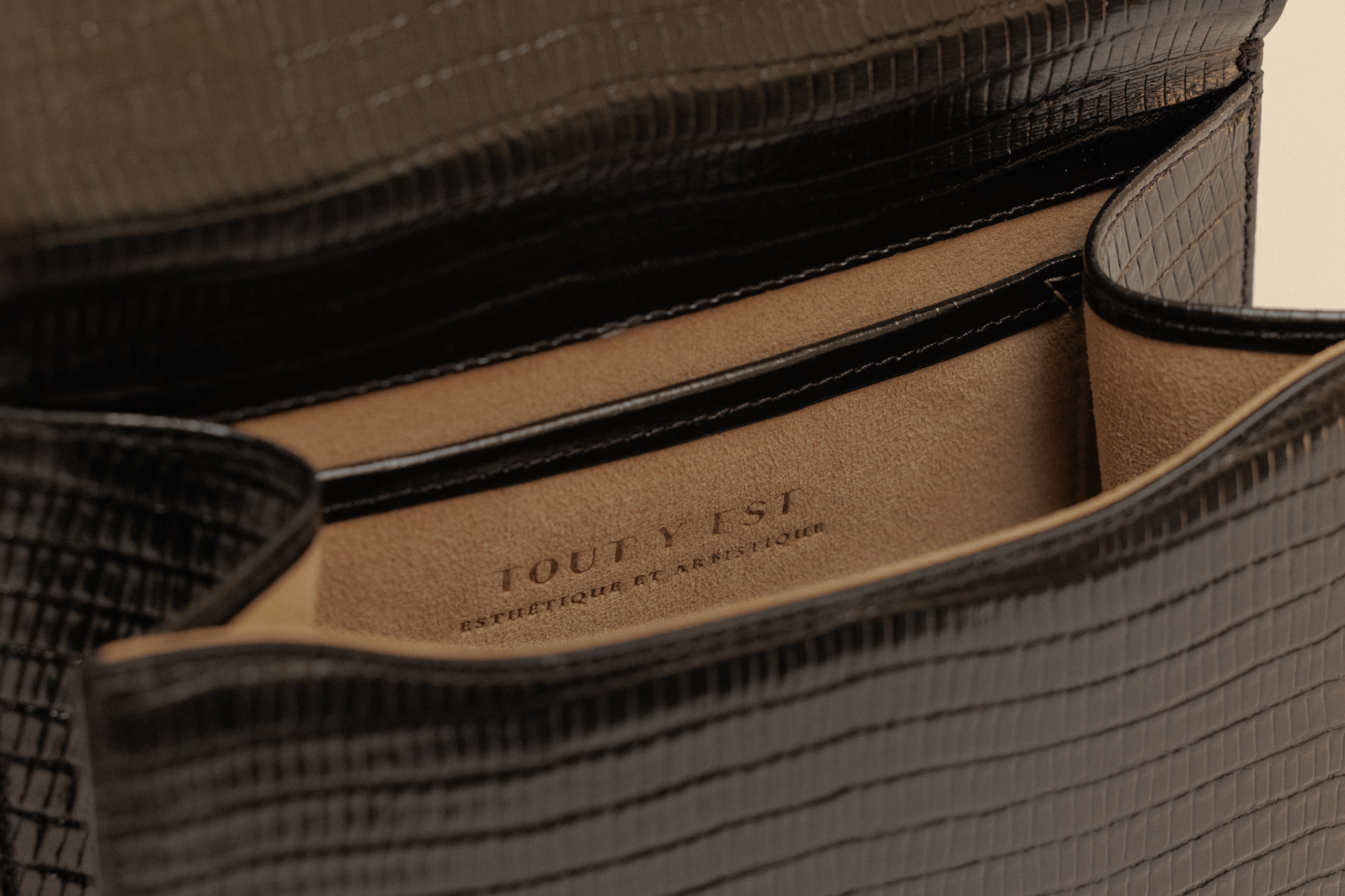 SAC PAUMELLE MINI LIZARD BLACK – TOUT Y EST JP