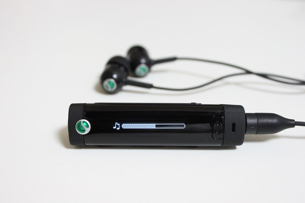 レビュー】着信時に発信者の番号・名前を確認できるBluetooth