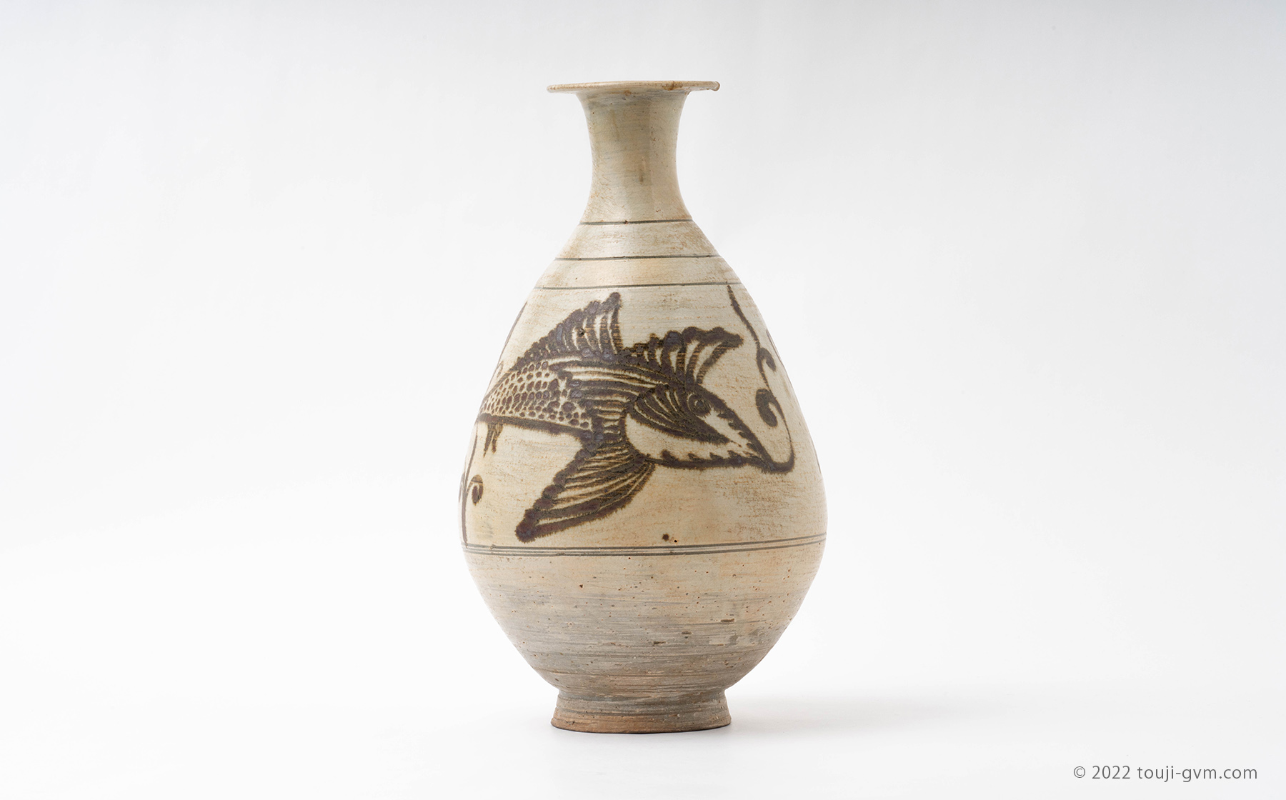 鶏龍山（けいりゅうざん）とは｜日本で人気の粉青沙器の種類や特徴