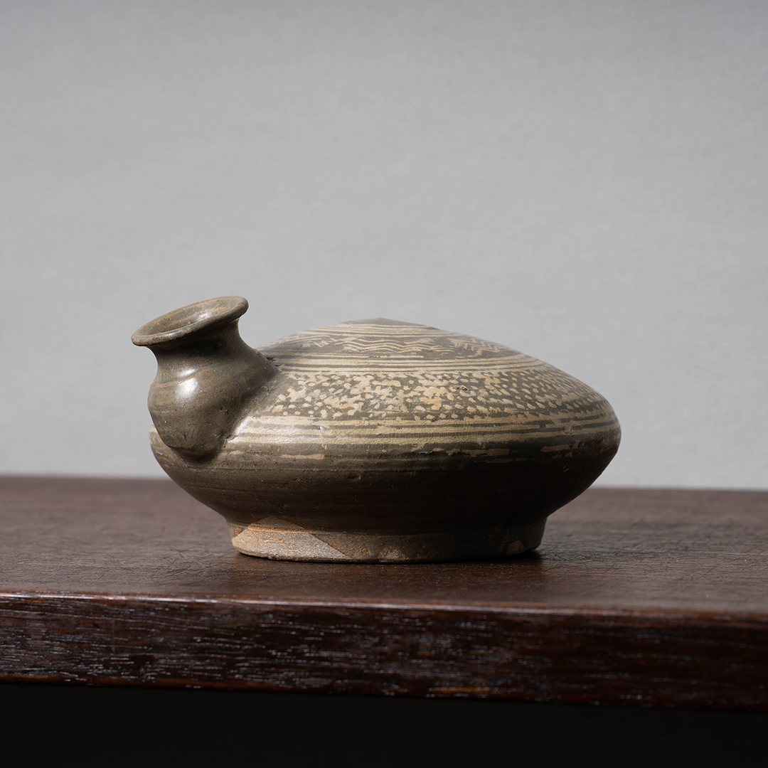 陶磁器の壺とは｜形状の種類と名称、歴史を解説