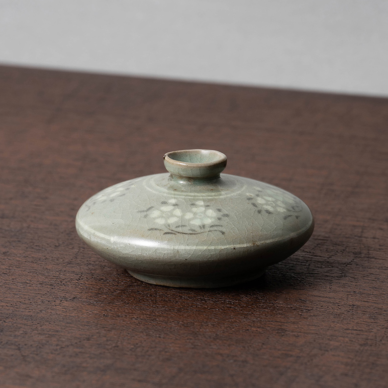 陶磁器の壺とは｜形状の種類と名称、歴史を解説