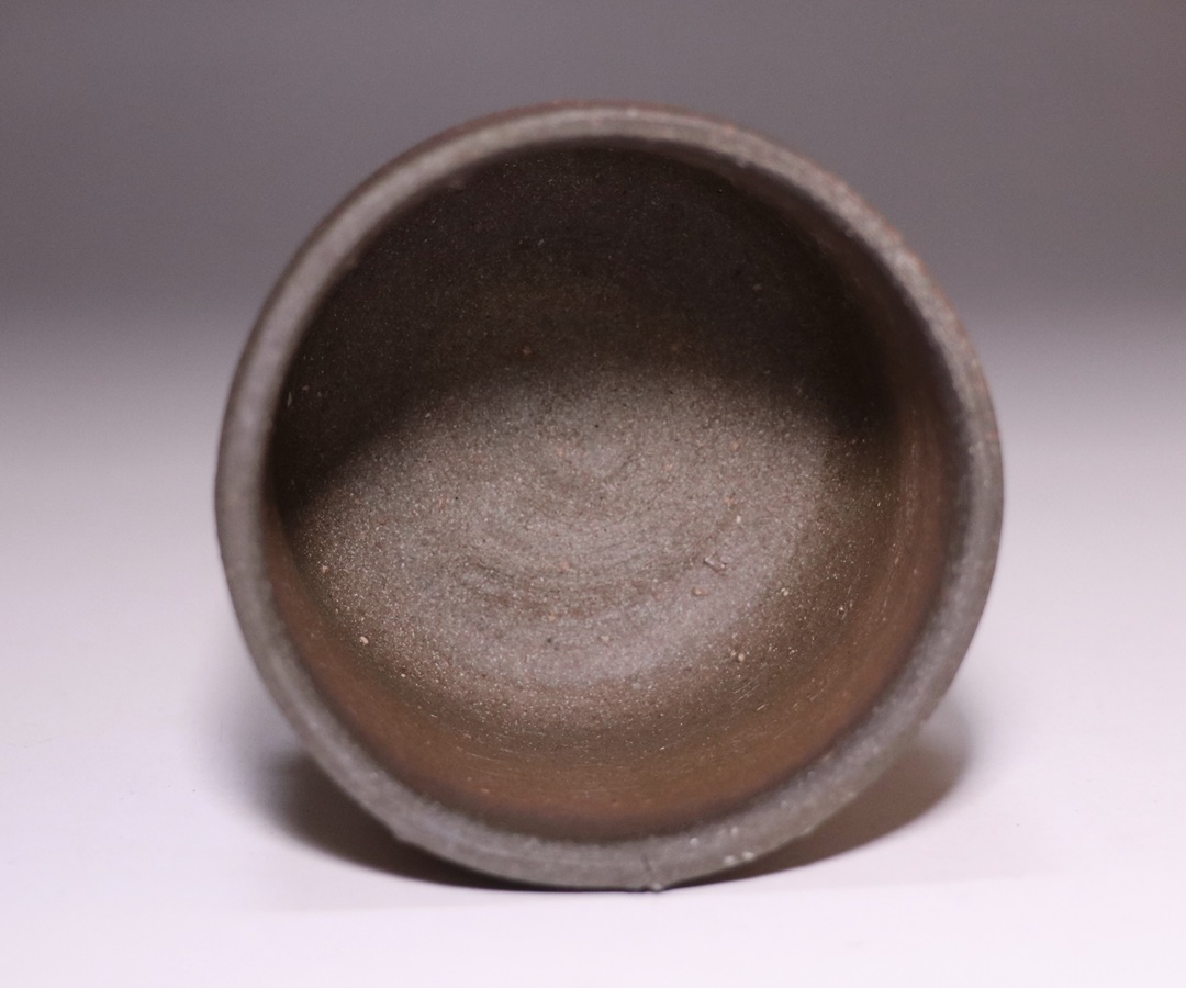 屋代剛右 作 「伊部酒呑」 ～備前焼専門卸小売店 川口陶楽苑～