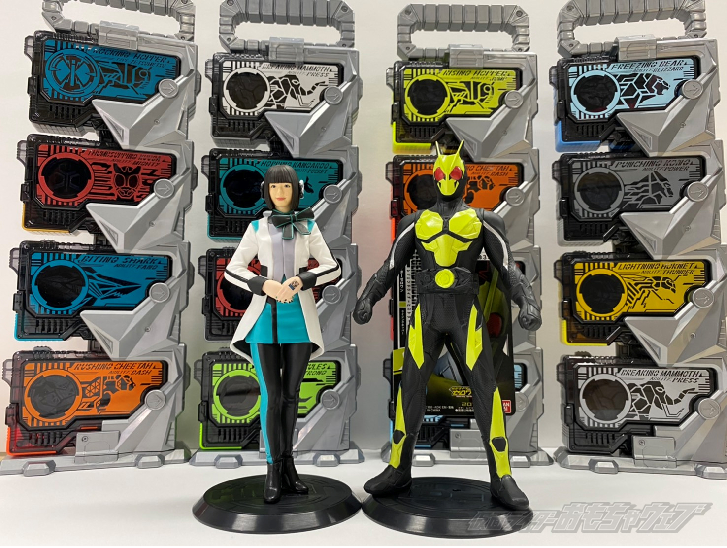 単体最長剣玩具！DX土豪剣激土 今週発売！｜仮面ライダーおもちゃ