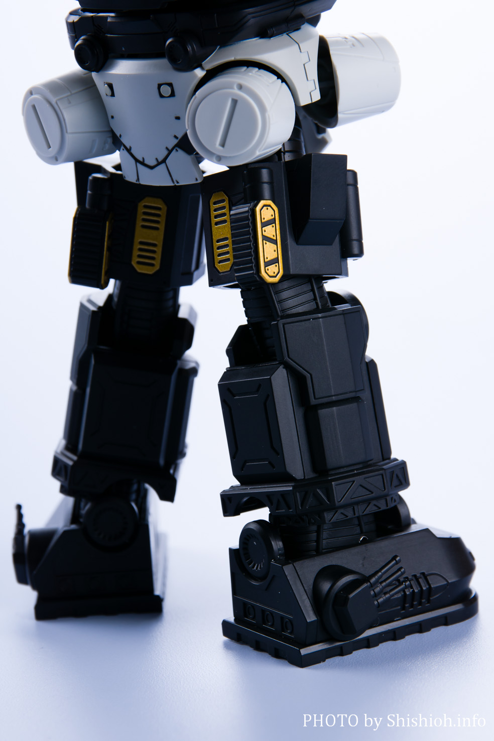 レビュー】S.H.Figuarts 対怪獣特殊空挺機甲3号機 キングジョー