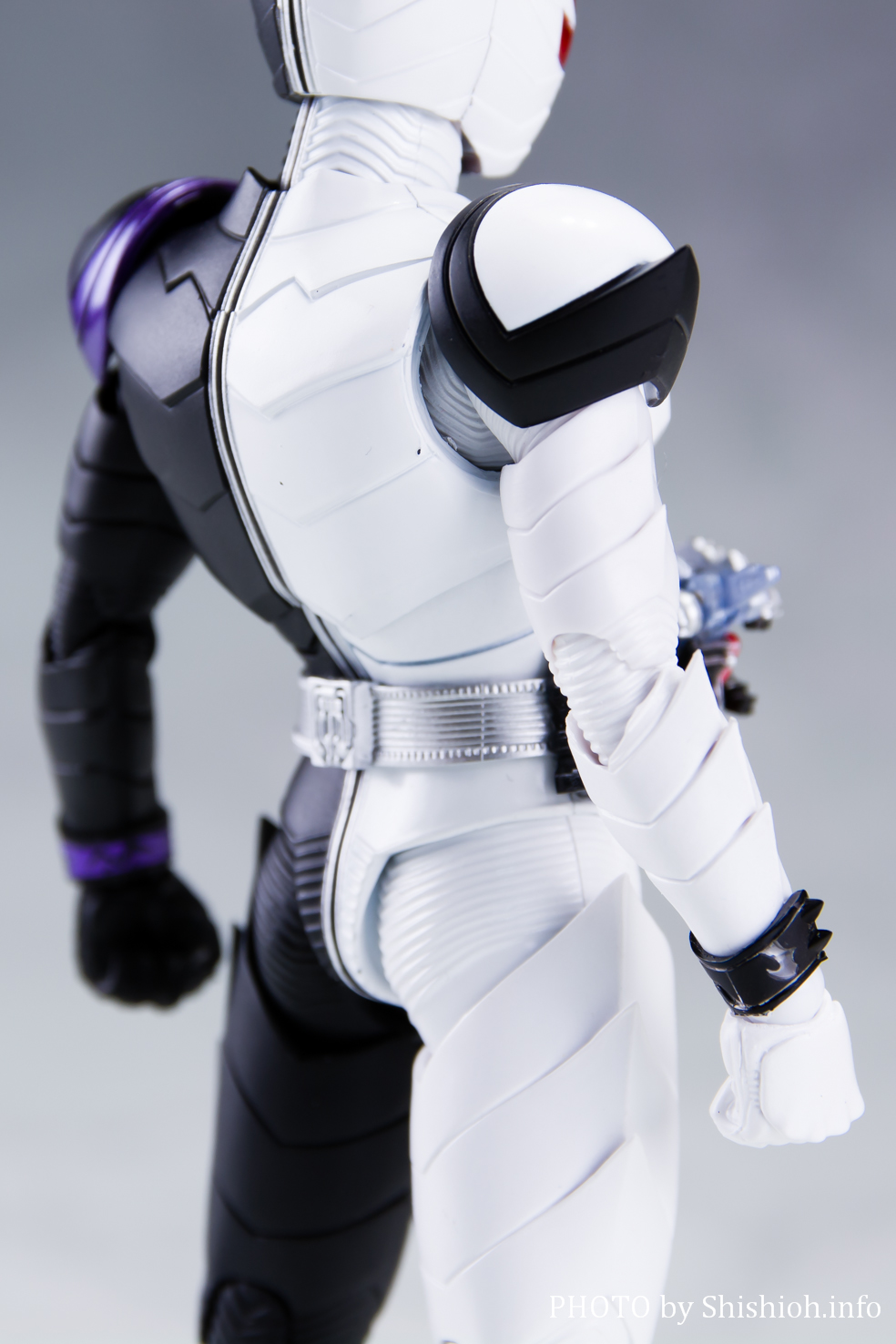 レビュー】S.H.Figuarts（真骨彫製法） 仮面ライダーW ファングジョーカー